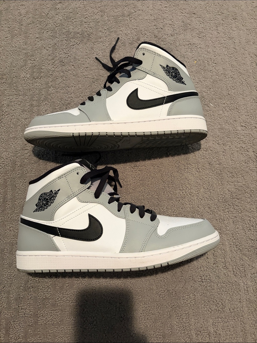 Nike Air Jordan 1 Mid - White, Light Grey & Black